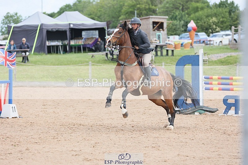 250525-110900-07718 - Cla 27 A&B 1.05 & 1.10m Snr Gran Prix