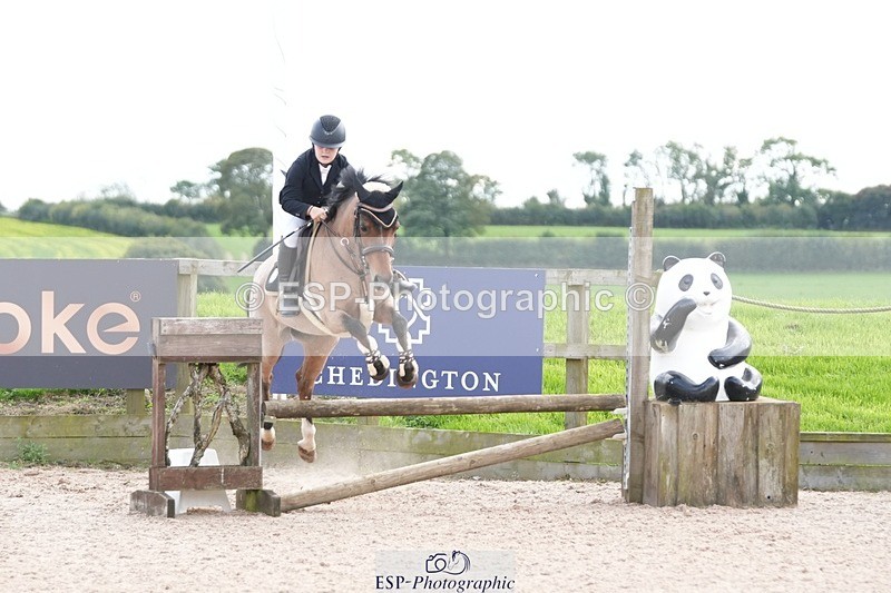 250921-150619-03787 - Cls 20 Pony 80cm Derby