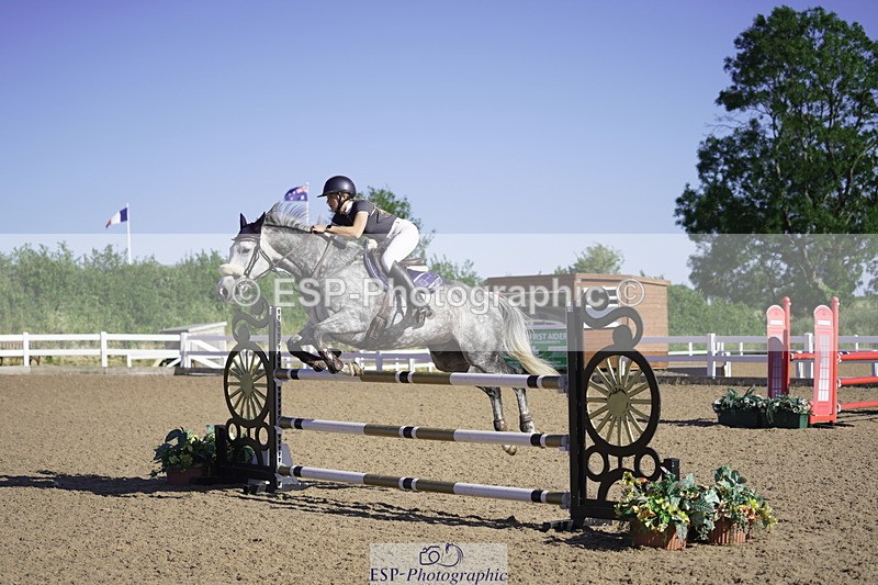 230624A-180032-02883 - Cls 33 1.05m Amateur Quali