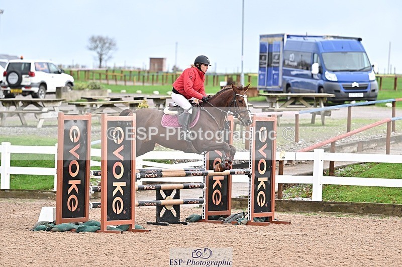 251119-101127-00085 - Cls 1 British Novice and 90cm Open