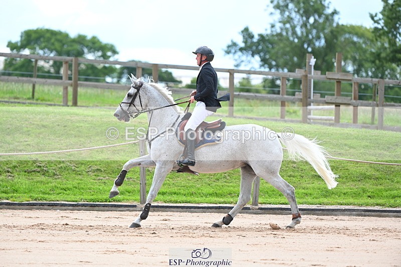 230721A-110739-05558 - Cls 6, 2 Star Medium 1.35m