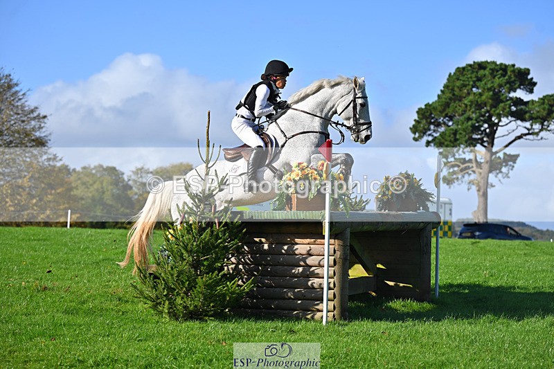 241025-103820-06597 - 003-Lydia.Heywood-COLACENTRIC