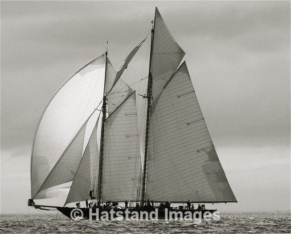 Mariette - On the sea