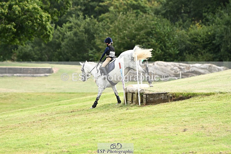 240825X-115911-32187 - 70cm XC 11.00 to 12.00