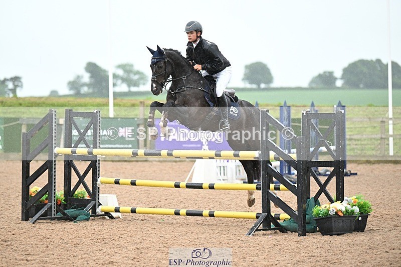 250607-131709-01159 - Cls 13 Pony Foxhunter and 1.10m