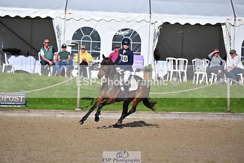 241027-122833-17284 - 410-Mae.Jackson-SWEET.RIOT