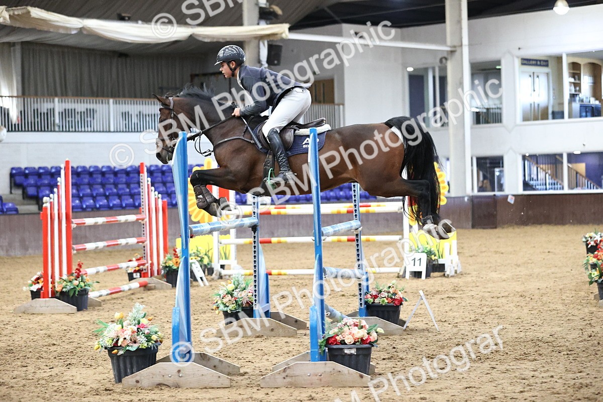 SBM_003400 - Class 16 - Junior 1.15m 1.20m Open