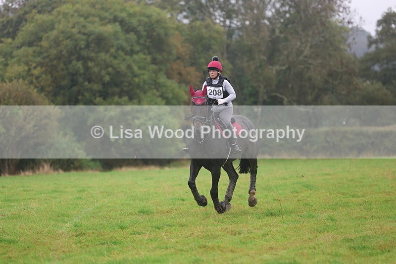 3E7A1476 - Class 2: 70cm: Half Roll Top