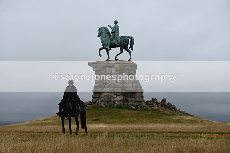 DSC_2687 - Time at Statue 12:34 to 12:56