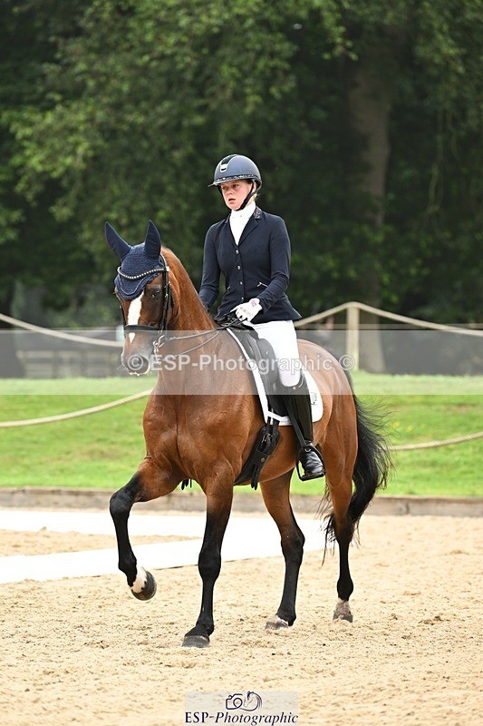 240811-114755-05611 - 305-Emily.Coller-Iondale