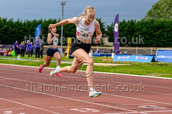 CEM26-914790 - Track Female Set Two