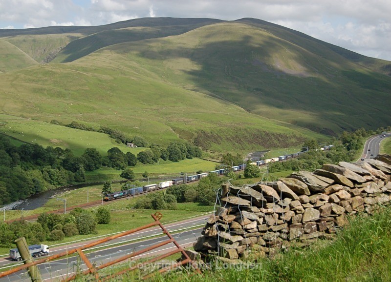 16.6.11 66420 4S44 Daventry - Coatbridge, Lune Gorge - West Coast Main Line (north to south)