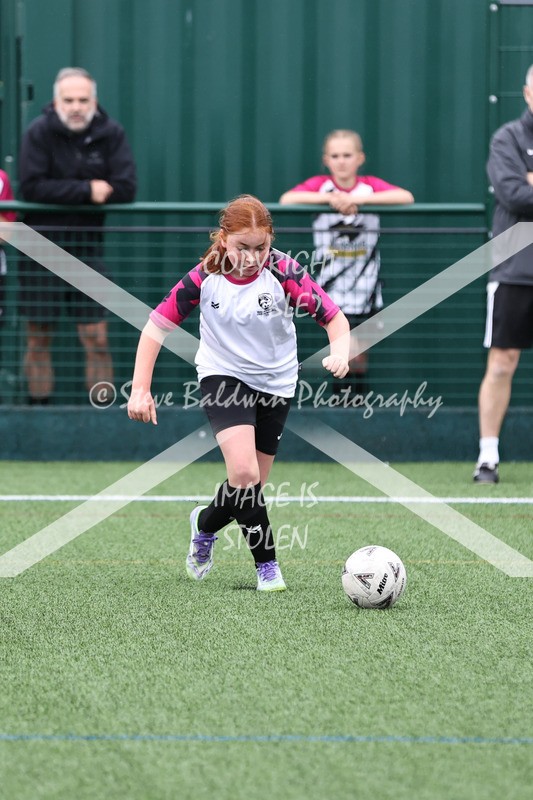 1DX31568 - Sat 6th U12 Girls