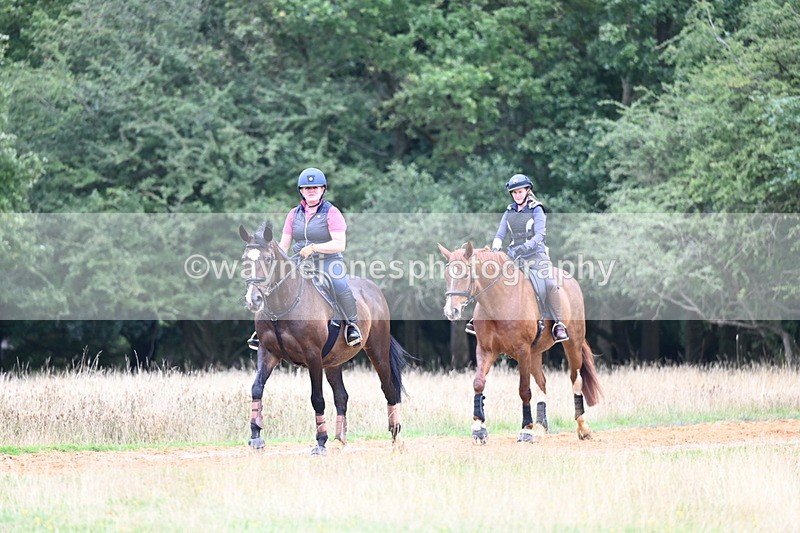 DSC_5936 - Time at Statue 12:17 to 12:44