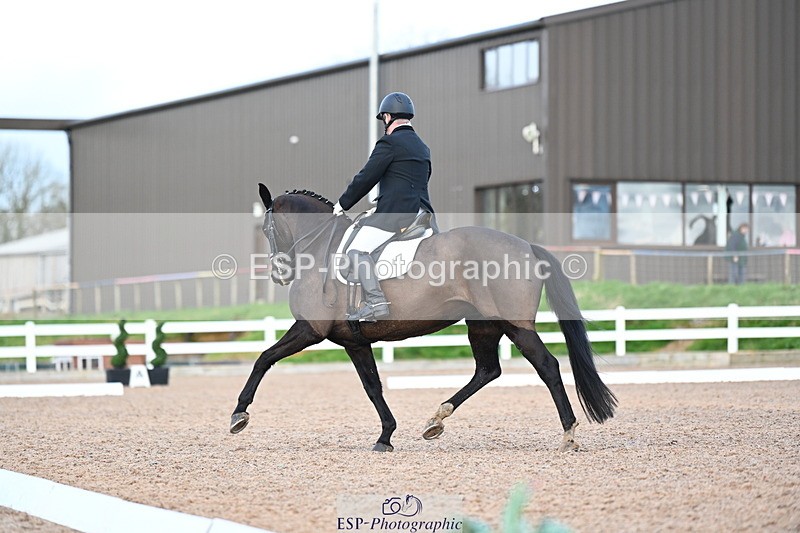 240218A-145942-08974 - 180-John.Fullick-Hermosa.bella