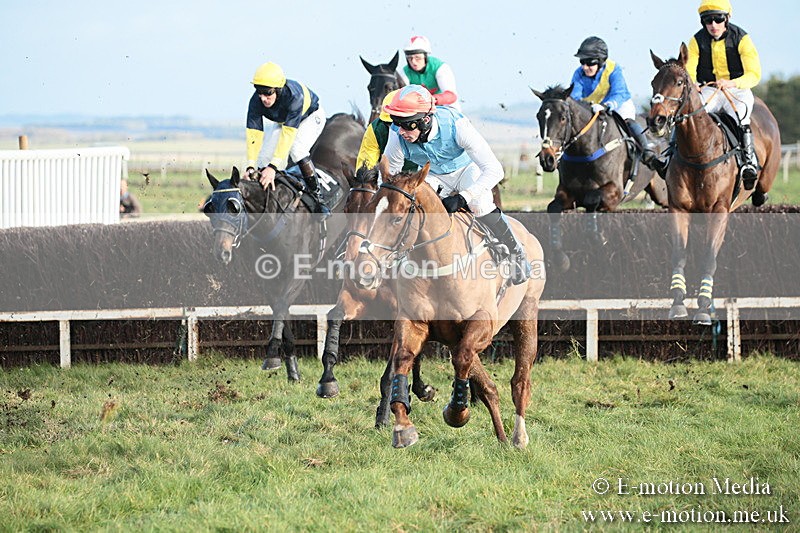 PtP 021218-12 - Hursely Hambledon Hunt Point-to-Point - Larkhill 02/12/18