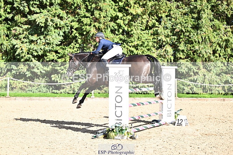 260906A-161157-04601 - Cls 24 Snr Foxhunter