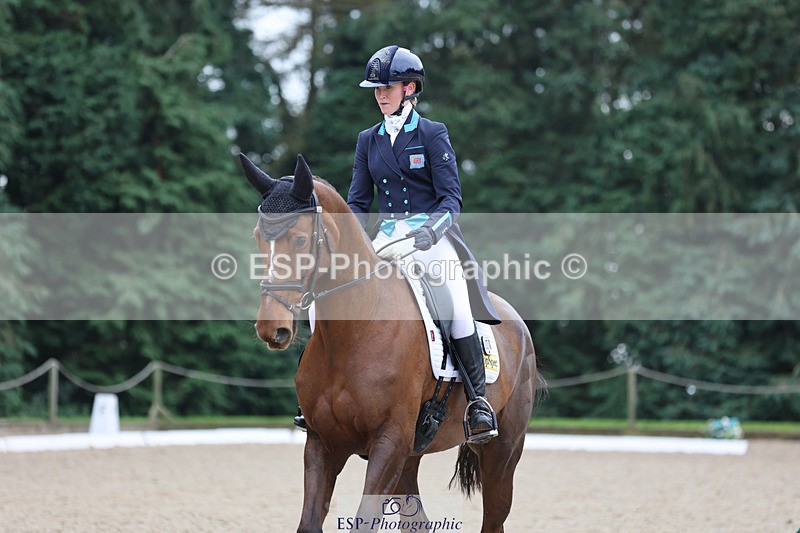 241024-141928-04054 - 221-Ivy.Fisher-BALIEF.DE.REVE