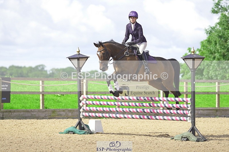 230806A-100904-00946 - Cls 12 Snr 1.05m