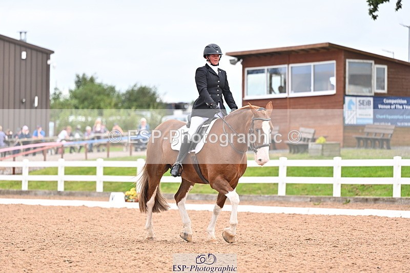 240817A-125512-08537 - 140-Kirsty.Clackworthy-Stitch.1