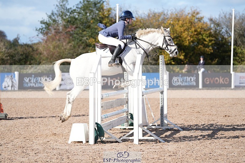 251025-130450-00465 - Cls 9 Pony Winter Discovery and 90cm