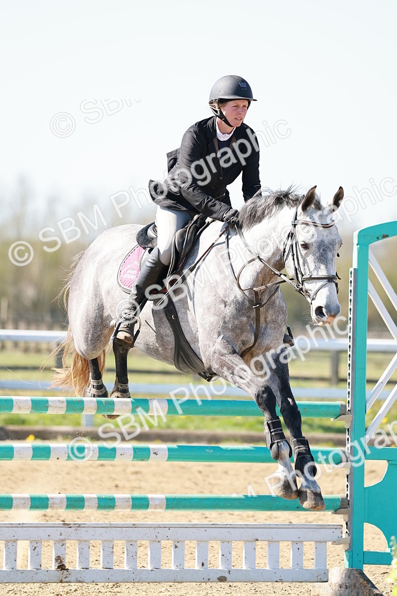 SBM_004609 - Class 17 - Senior Newcomers - 1.10m