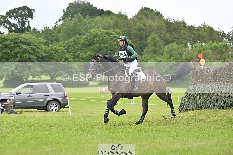 240525-161824-17026 - 254-KILBUNNY_RIOJA-Kate_Penny