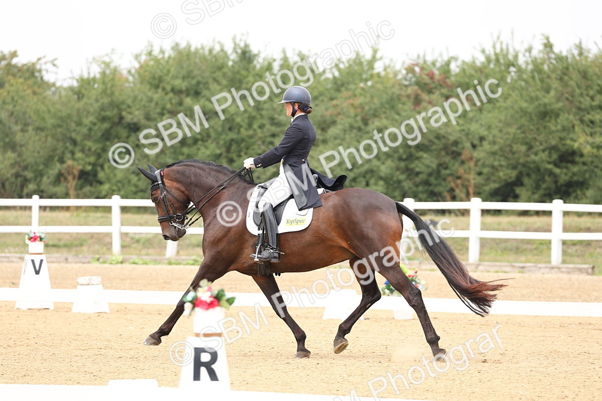 SBM_006987 - Class 9 - FEI INT I - 13.37-14.33