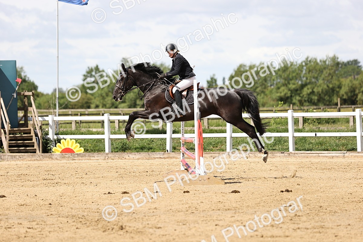 SBM_002347 - Class 9 - Senior British Novice - 90cm