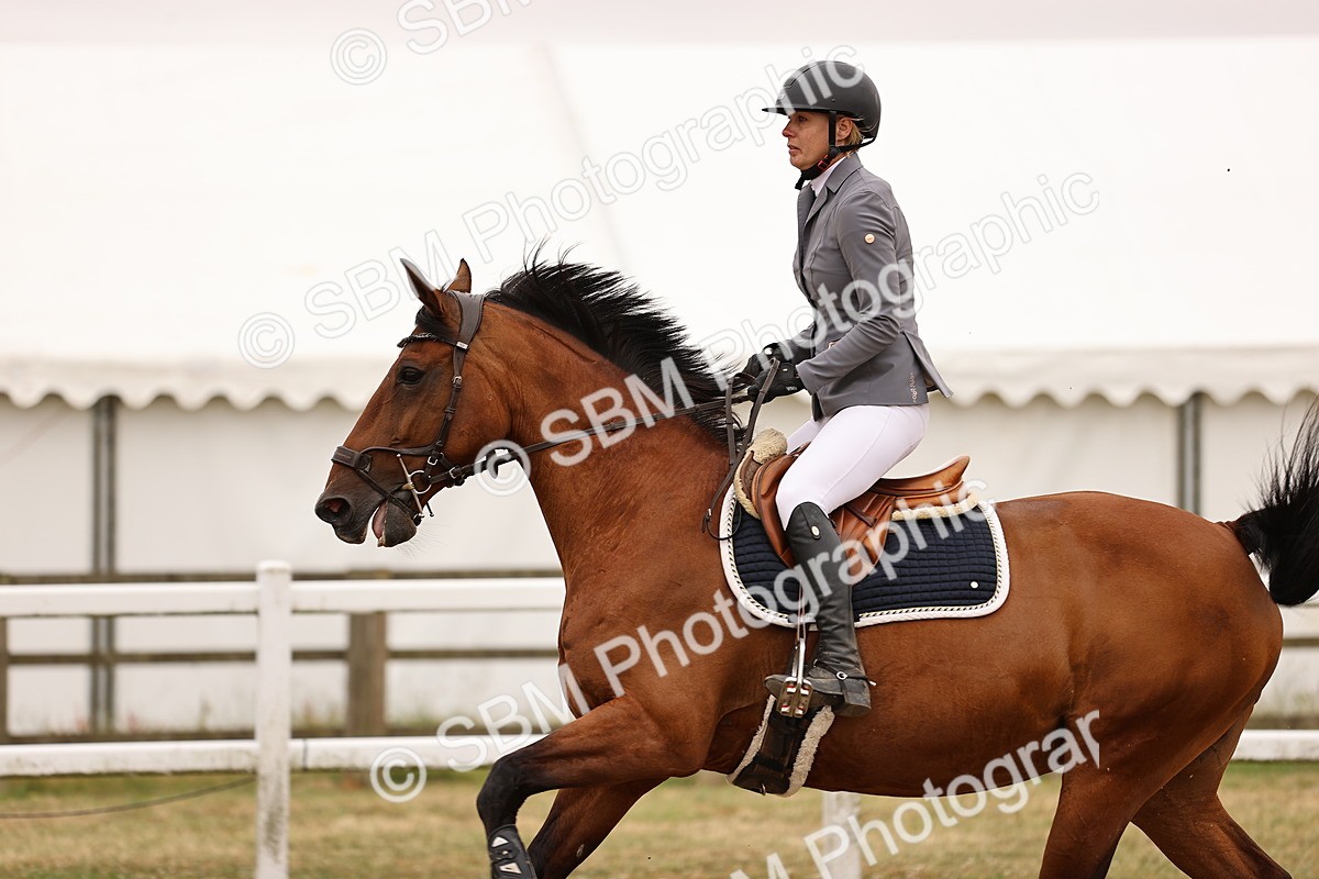 SBM_024288 - Class 8 - Clear Round