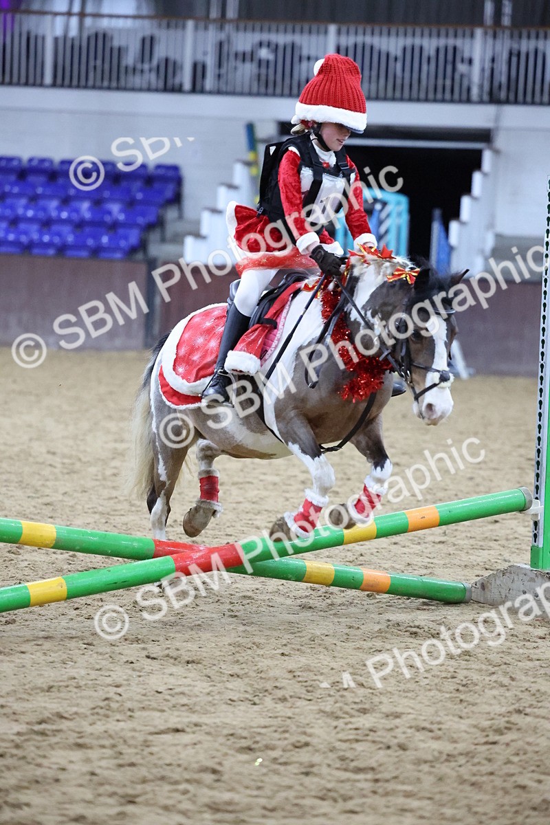 SBM_000156 - Class 1 - Santas Helpers - 40cm