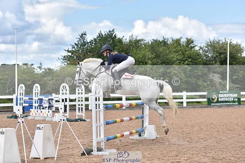 230806A-143018-02524 - Cls 22 Pony Foxhunter & 1.10m Open