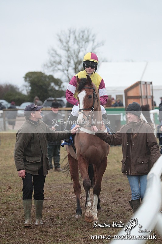 PtP 260125 440 - Cocklebarrow Point-to-Point racing with the Heythrop Hunt 26/01/25