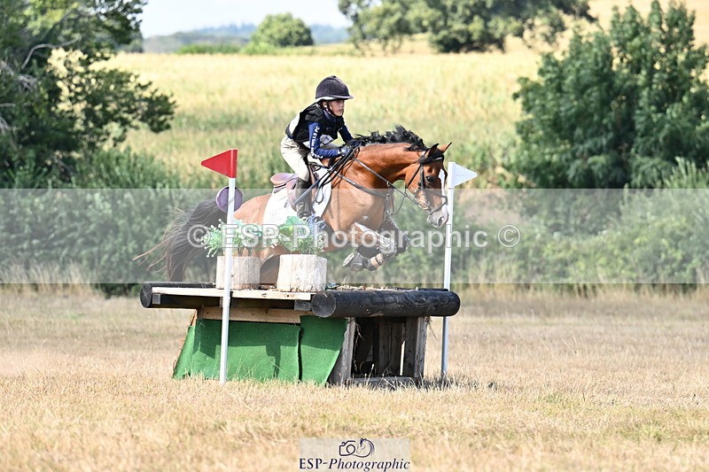 250824A-150815-38686 - 2169-Oliver.Thomas-Doylan.fairy.footsteps