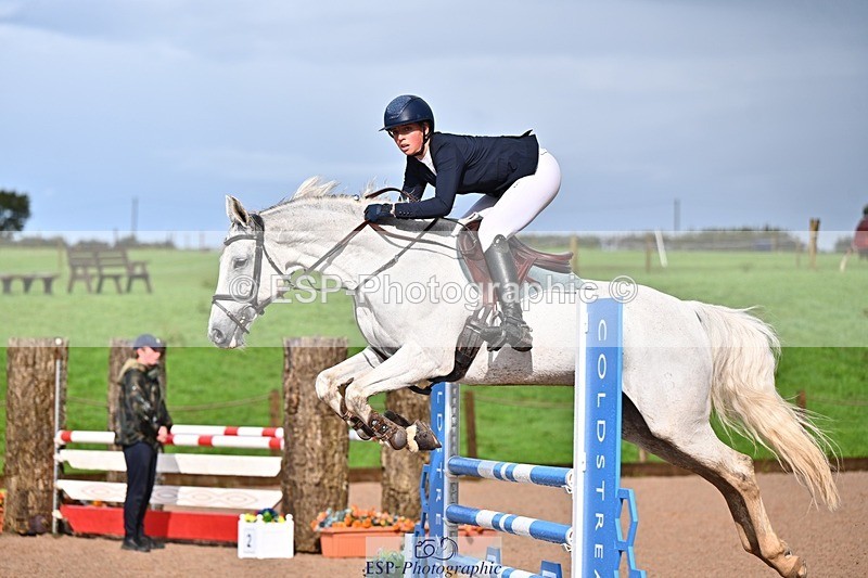 250912-160051-05331 - Cls 13 Snr 1.05m and 1.10m