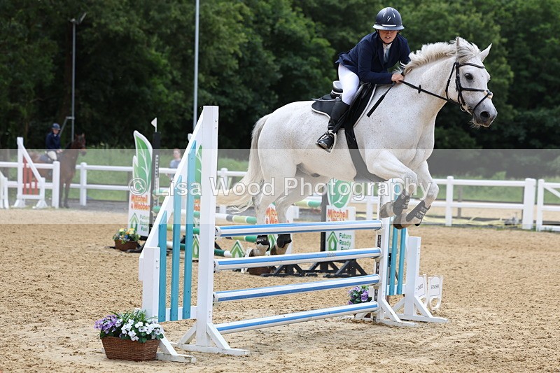 3E7A6329 - Class 4: Senior British Novice/90cm open