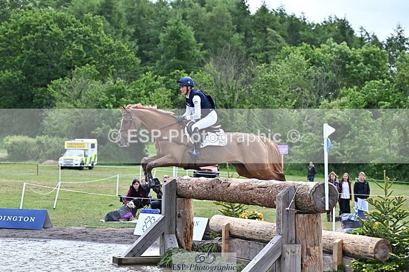 250525A-120241-15886 - D-412-Yasmin.Ingham-GOLIATH.DU.LOIR