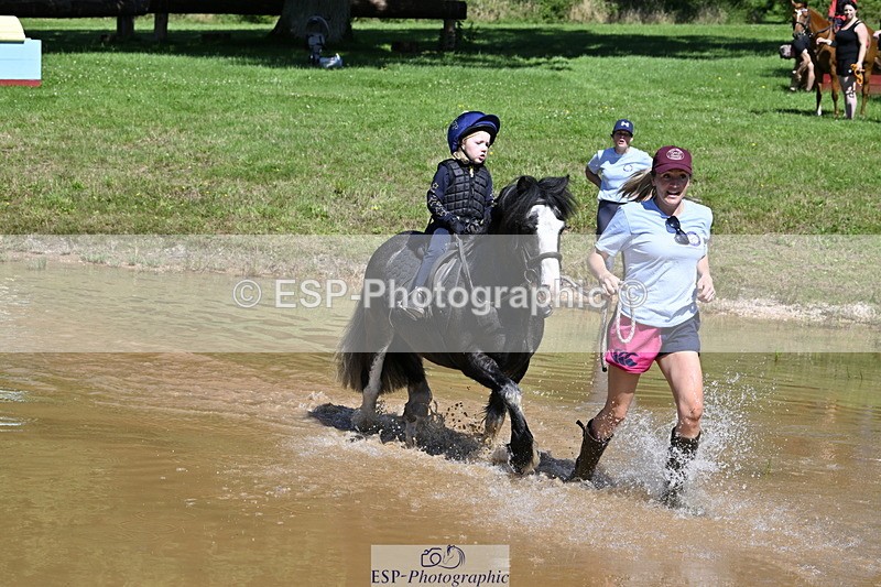 240728B-111535-01316 - Gemma's Group XC