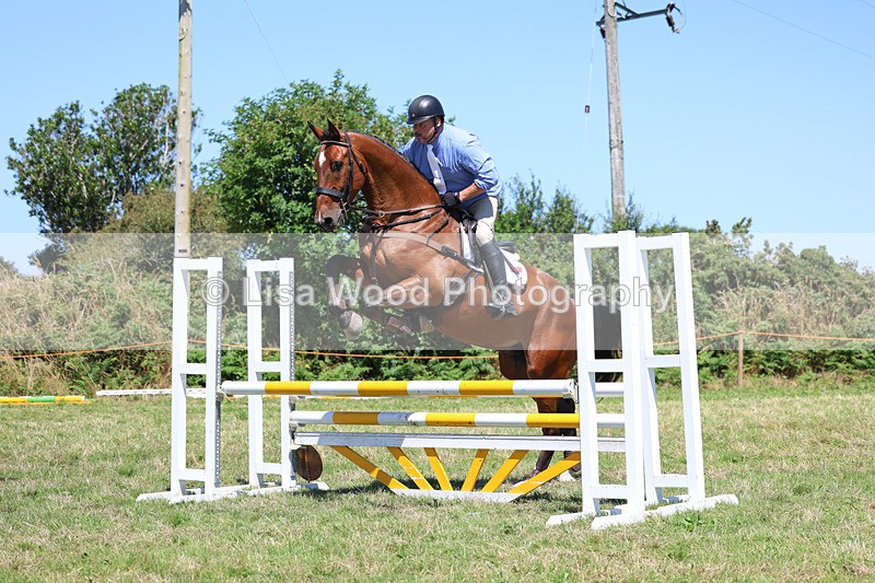 3E7A5558 - Class 9: Senior British Novice/90cm open