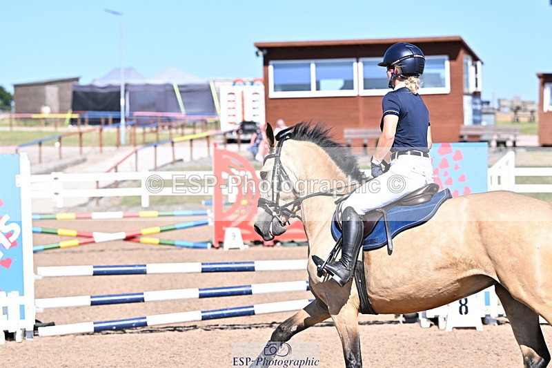 250708A-165034-00112 - 70cm Classes