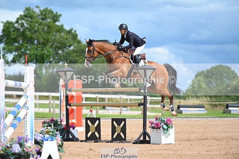 230721A-155617-07511 - Cls 10, 2 Star Big 1.45m Start to break