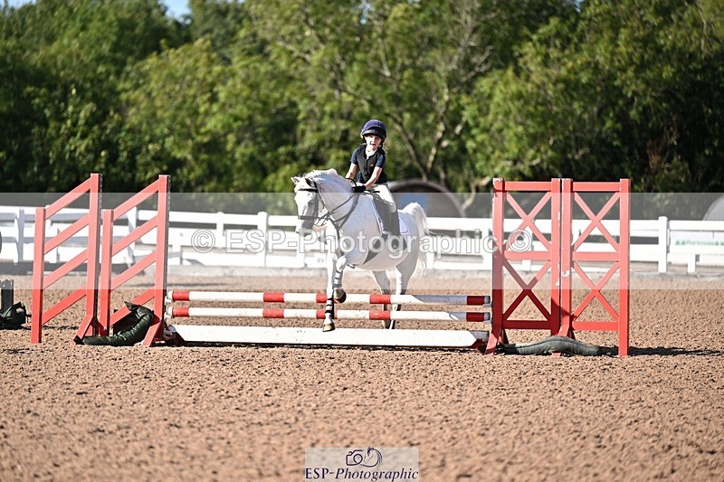 260915-164537-00092 - Clear Round and 60cm