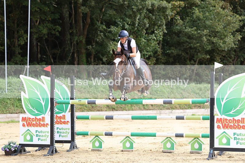 3E7A4593 - Class 9: Senior 1.30m open