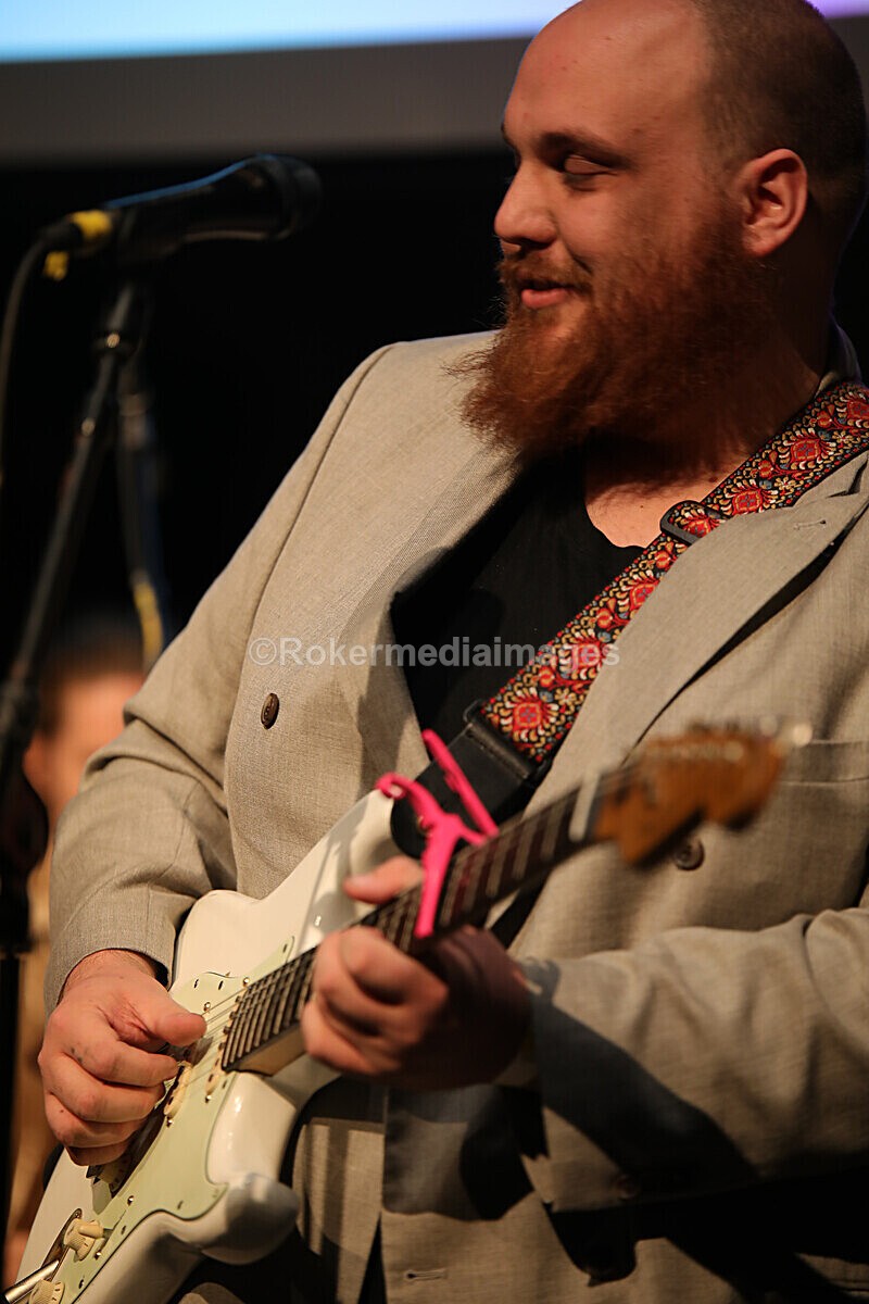 FOLK N BLUES-503 - FOLK and BLUES SEPT 2022