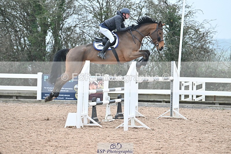 240113A-143316-02382 - Cls 13 Foxhunter and 1.20m Open