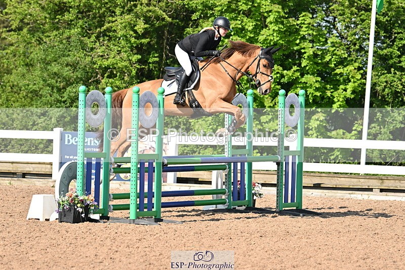 240509A-092914-00137 - Cls 1 British Novice and 90cm Open