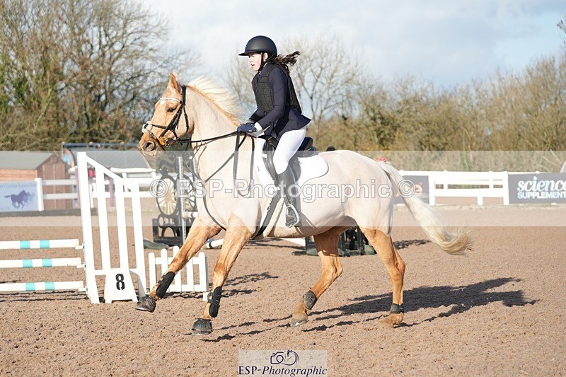 251129-114342-00348 - 70cm