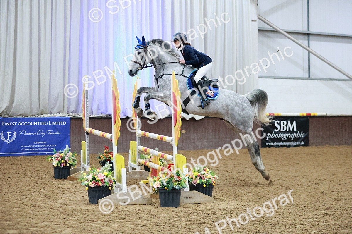 SBM_004373 - Class 17 - Senior Newcomers - 1.10m