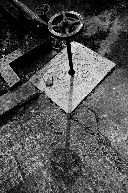 Valve Wheel Sundial - Sunset on Somerdale