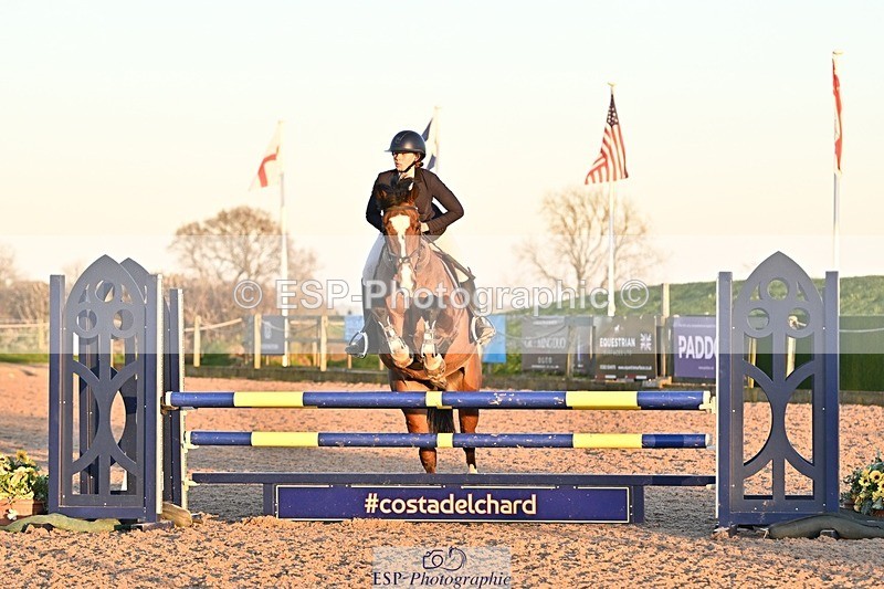 250401-192131-00982 - 90cm Classes